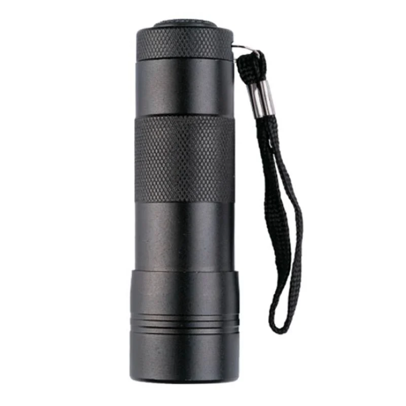 Linterna de Mano Mil-Tec 12 LED Flashlight Negra
