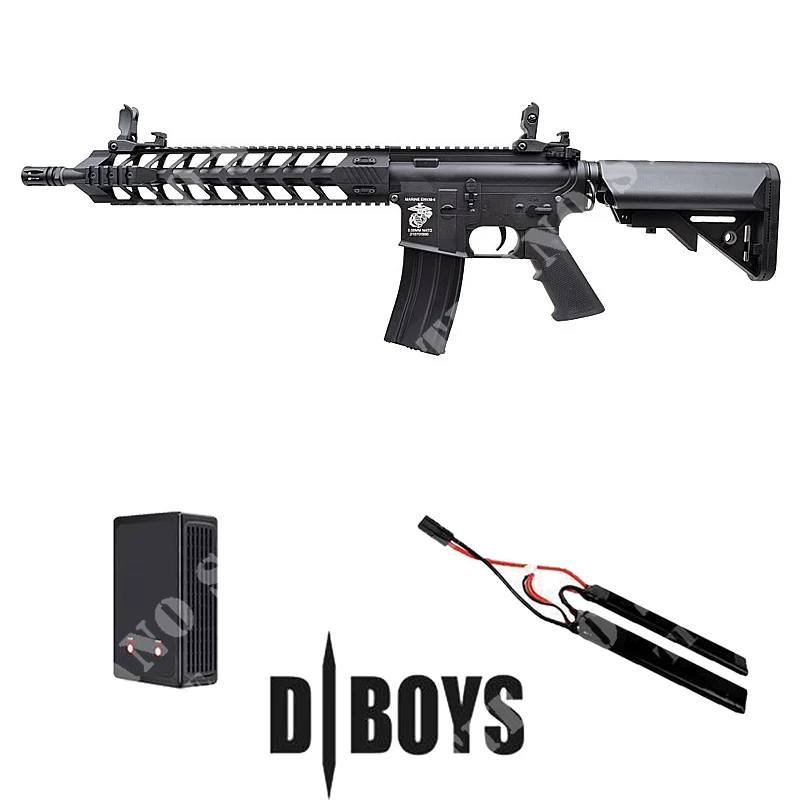 M4 13 '' FULL METAL NEGRO + BATERÍA + CARGADOR DE BATERÍA LIPO D-BOYS (7302M-KIT)