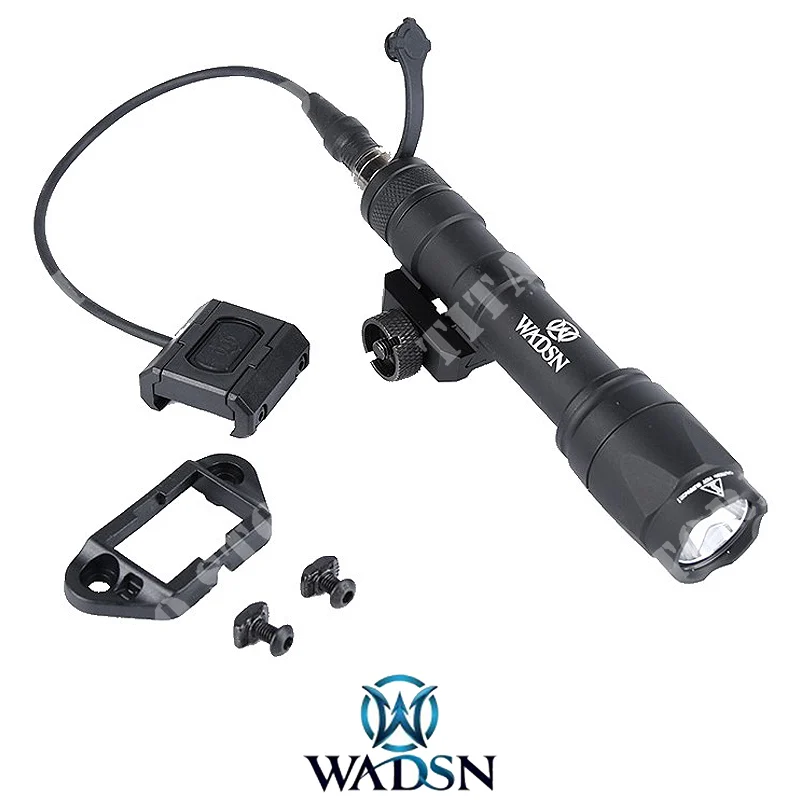 LINTERNA LED 340 LUMEN CON WADSN NEGRO REMOTO (WL005-B)