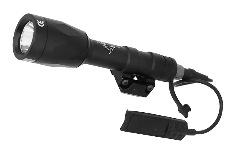 M600P Scoutlight Lámpara de evolución nocturna de 679 lúmenes