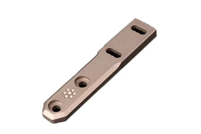 Portalámparas remoto Compact Scoutlight M-Lok / Keymod DE WADSN