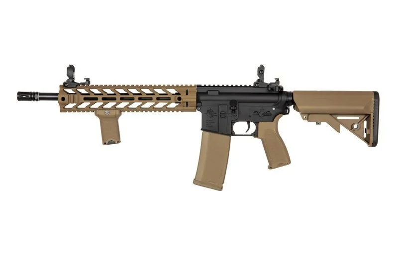 Specna Arms SA-E15 EDGE™ fusil airsoft half-tan (OUTLET)